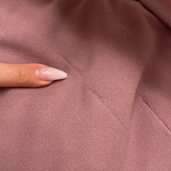 Woman’s long gown in size 2 - Picture 8 of 8